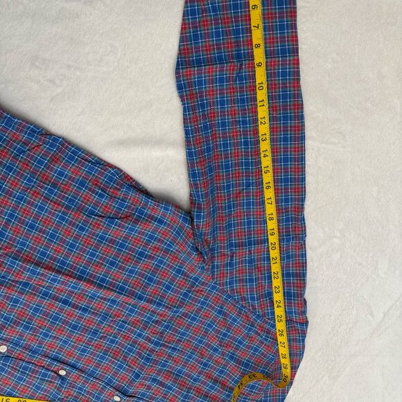 Vineyard Vines Men's Button Down Shirt - Picture 8 of 8